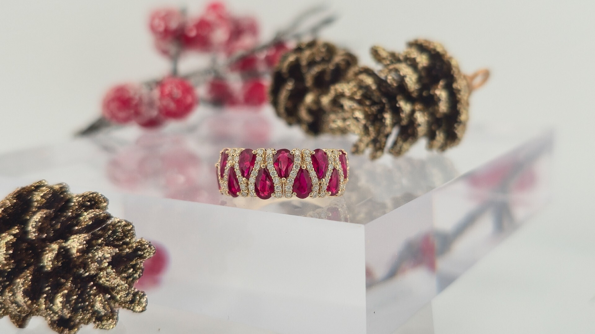 Ruby ring with cones berries