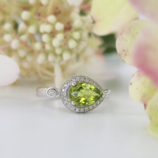 Peridot Pear Ring 200 5724