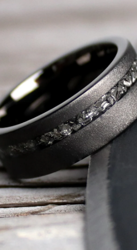 Black Meteorite Ring Thorum Wedding 1080