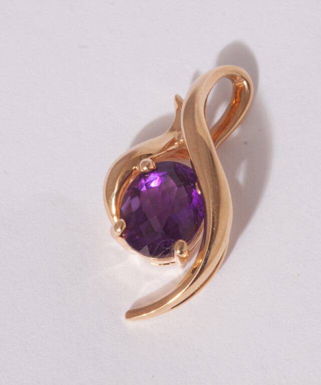 AMETHYST PEND 888 4685