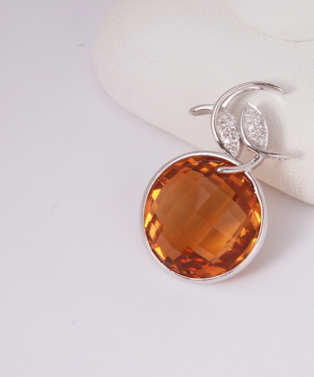 ROUND CITRINE PENDANT