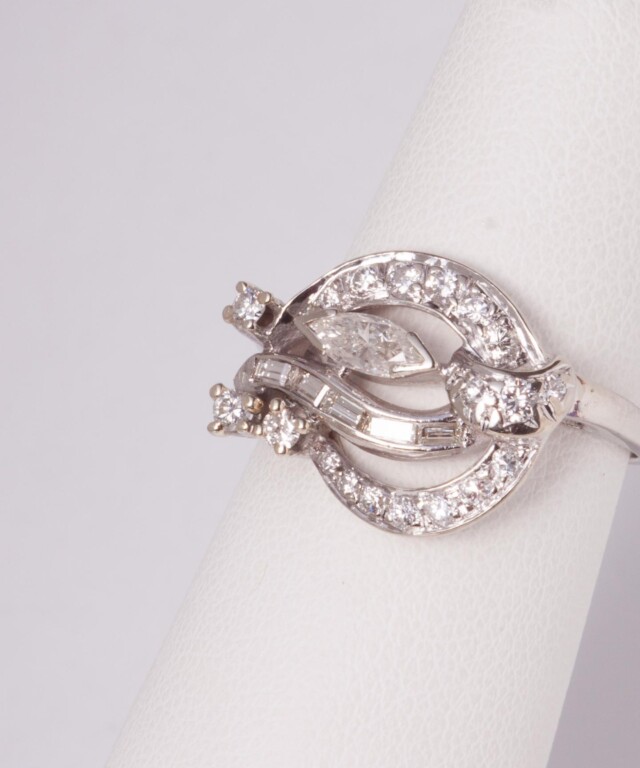 Vintage 14kw freeform ring 888 5136 large